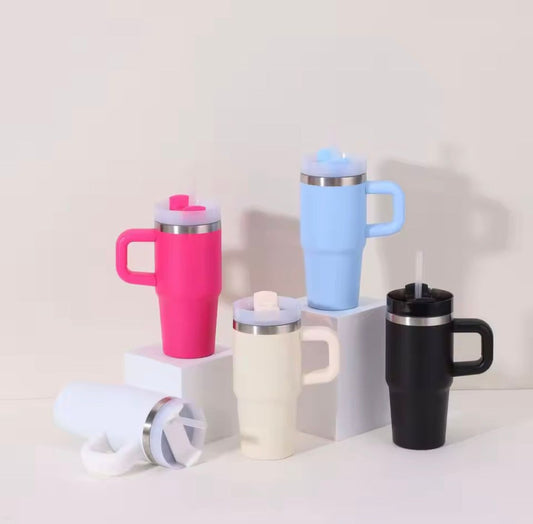 Mini Travel Tumbler with Handle & Straw – 480ml (Hot & Cold)